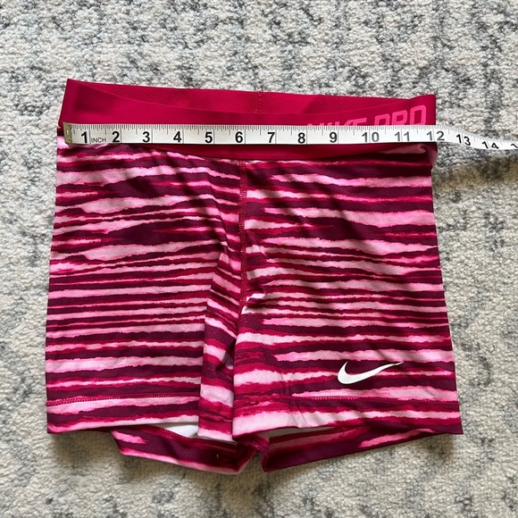 Nike Pro Pink Striped Shorts - Picture 1 of 5